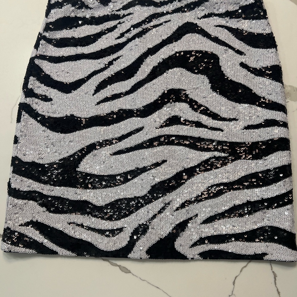 Alice + Olivia Black and White Sequin Zebra-Print Mini Skirt